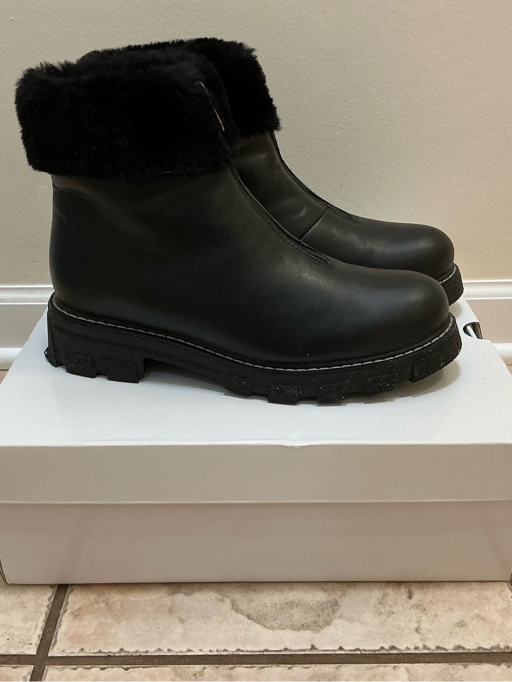 La CANADIENNE Black Leather Fur-Cuff Lug Ankle Boots